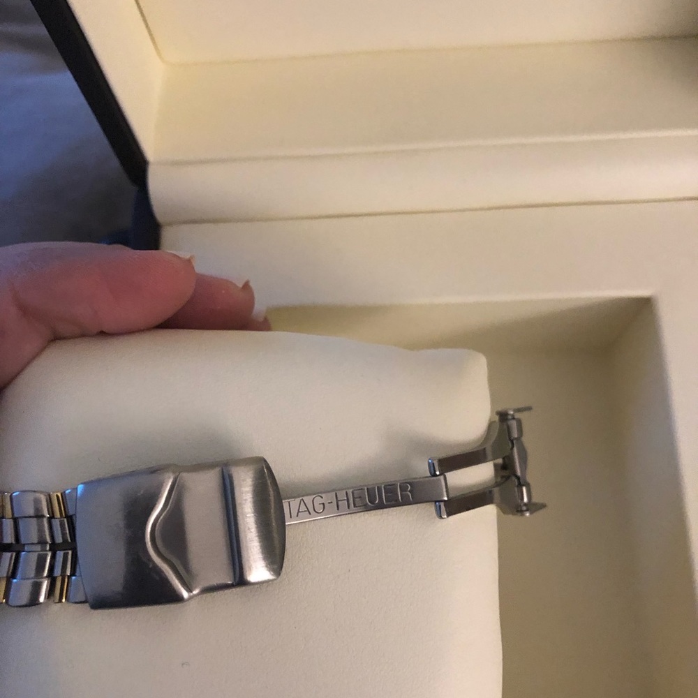 Tag Heuer - Picture 3 of 7